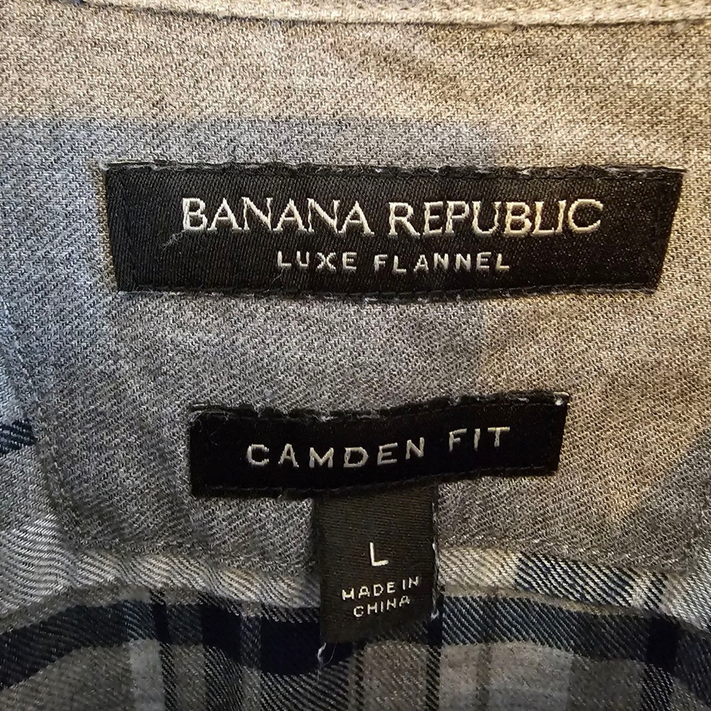 BANANA REPUBLIC UEC Men’s Shirt Size Large Plaid button down blue gray collared - Picture 6 of 10
